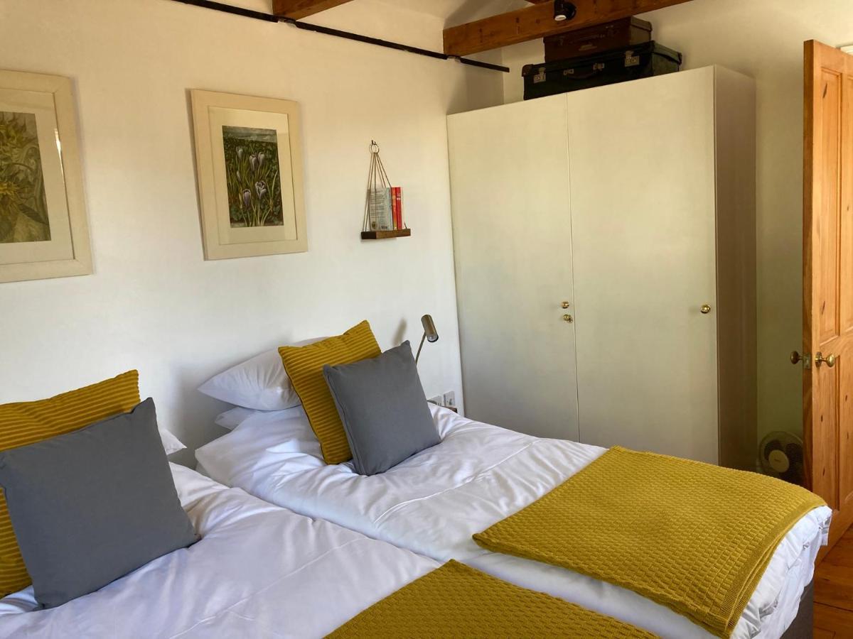Hunters Moon B&B Tidworth Екстериор снимка